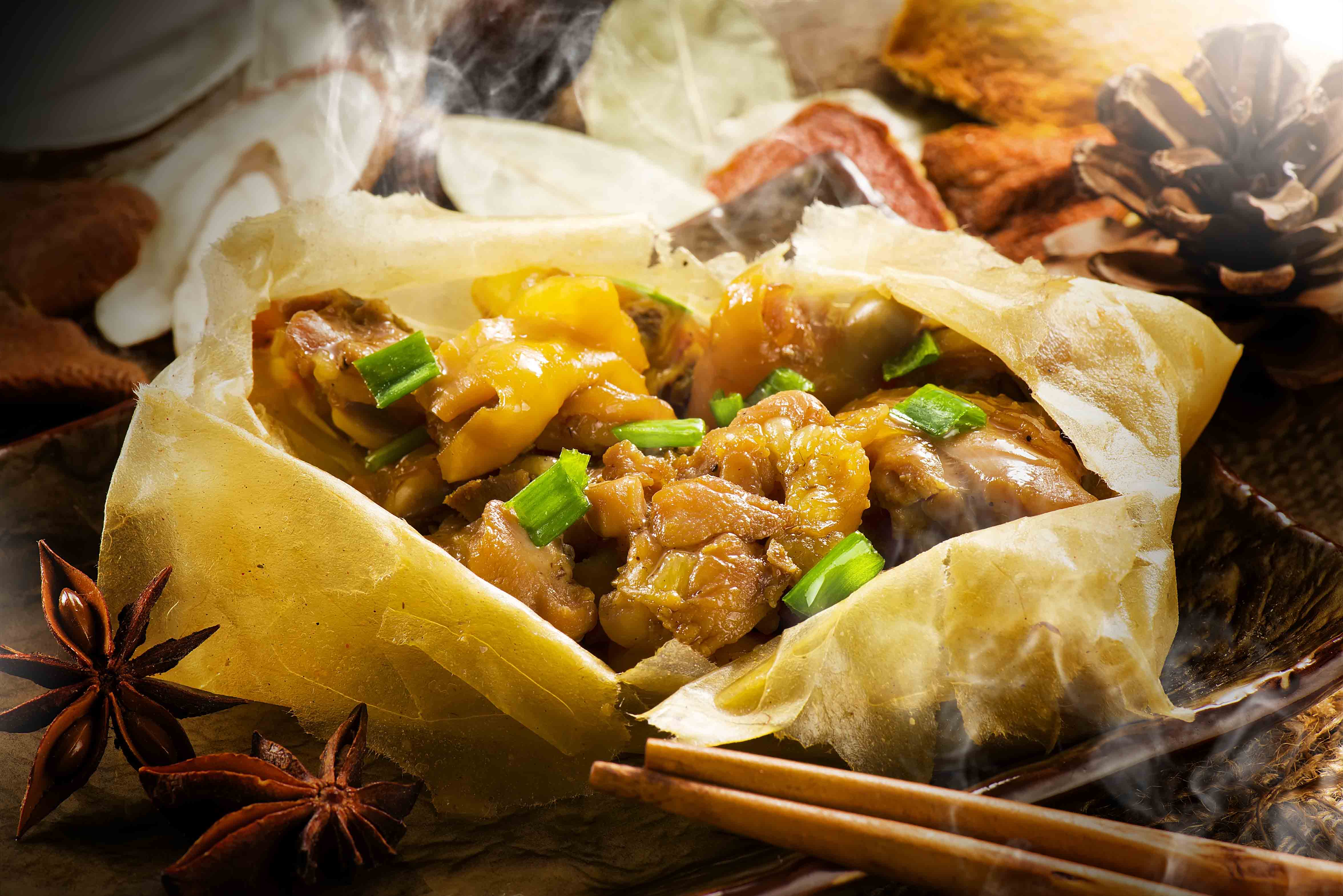 广西特产小吃:梧州纸包鸡介绍与制作及营养价值