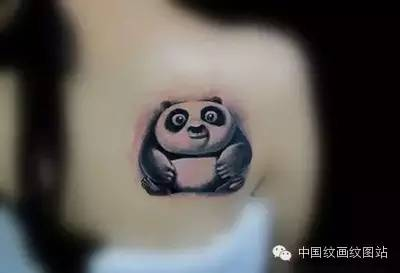 纹身机下的国宝—大熊猫,超有爱的!