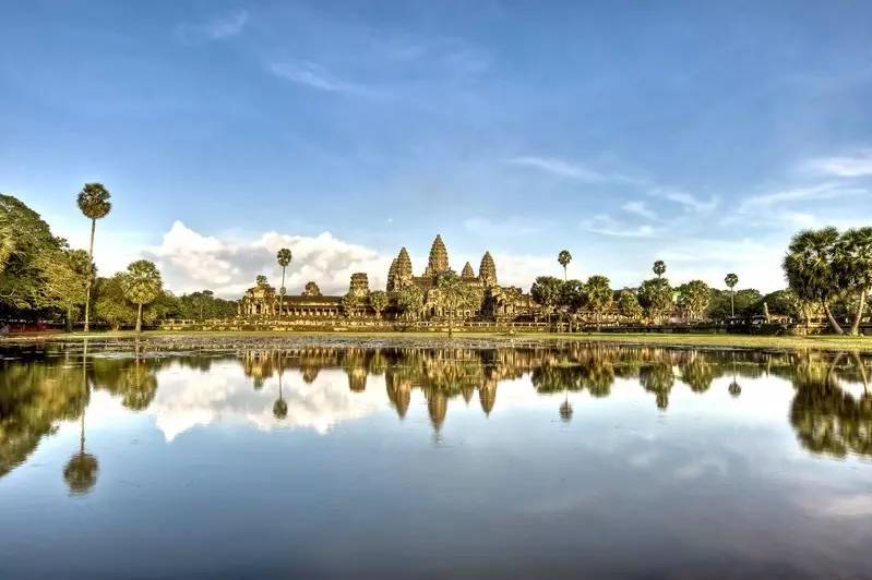 越南和柬埔寨辣么穷,为什么还要去那儿旅游呢?