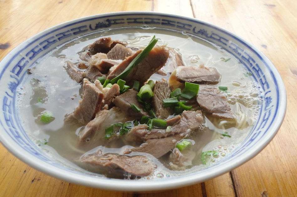 中储草：内蒙古地道风味特产汤菜——全羊汤