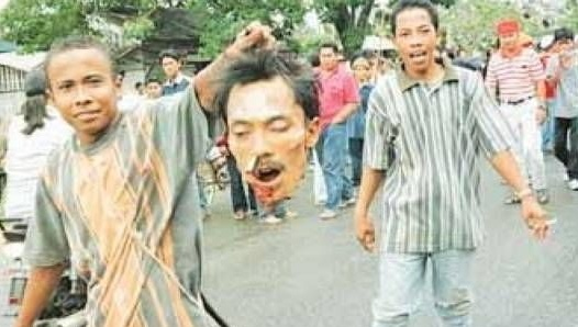 与南京大屠杀好有一比,1998年印尼屠杀50万华人.