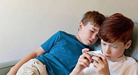 小学生沉迷手机网络游戏，家长请这样处理！！！