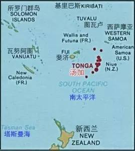 汤加有许多稀有珍奇的热带动植物,各种形状的环礁及泻湖,有火山湖和
