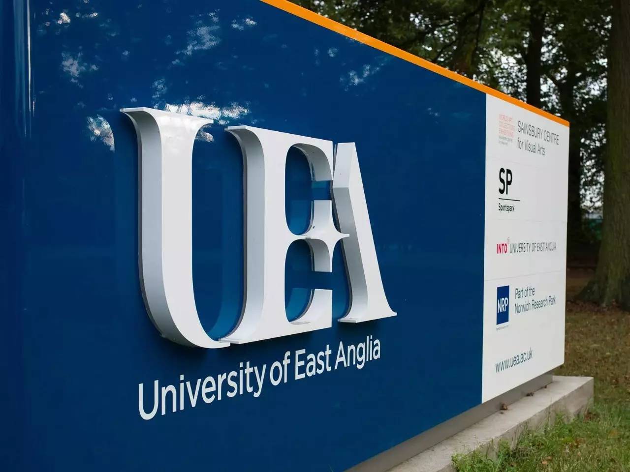 【名校快讯】uea语言班开放申请,杜伦热门商科申请关闭