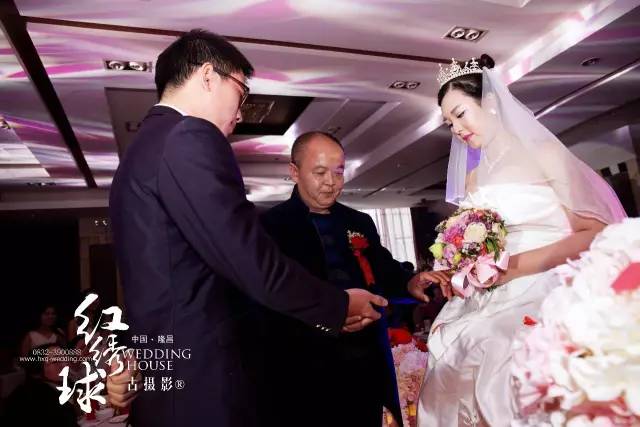 隆昌婚纱照_婚纱照风格(2)