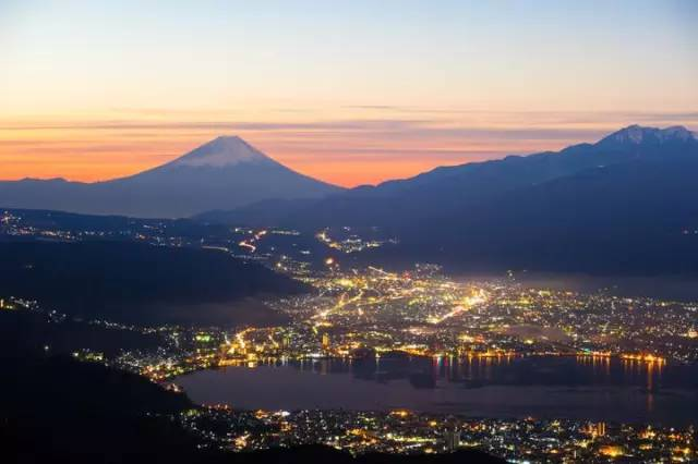 【地址】长野县诹访湖3伊古栈桥(冲绳县)距离石垣岛乘船仅需30分钟