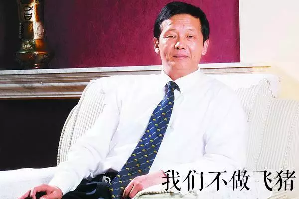 他用一套“种地理论”，把客车卖到全球第一