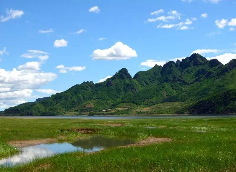 那么福利来了5月19日晚18时(没错就是今天) 在万达广场将举办赤峰旅游