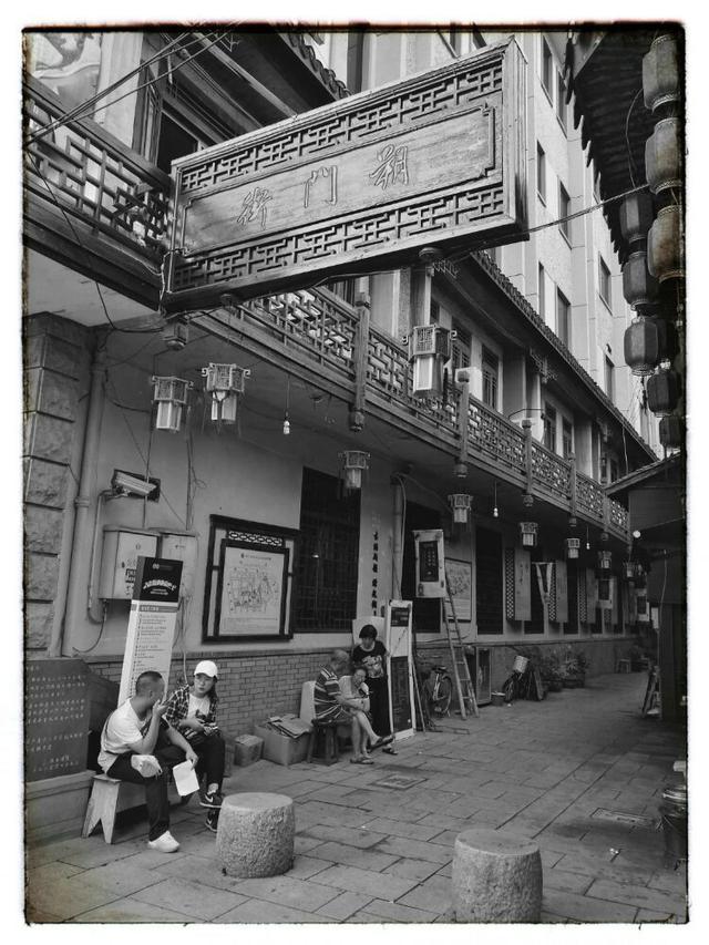 温州旧城中保留最为完整的一条老街-温州老城朔门街