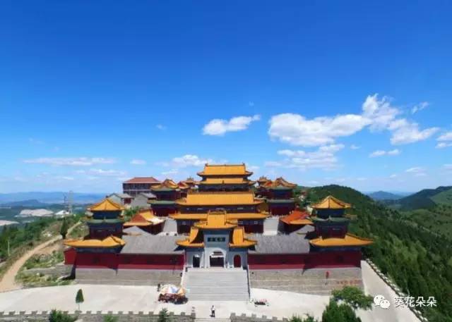 古有观音寺,二郎庙,高庙,五道庙,金峰寺等, 今有卧龙山,腾龙寺,密禅