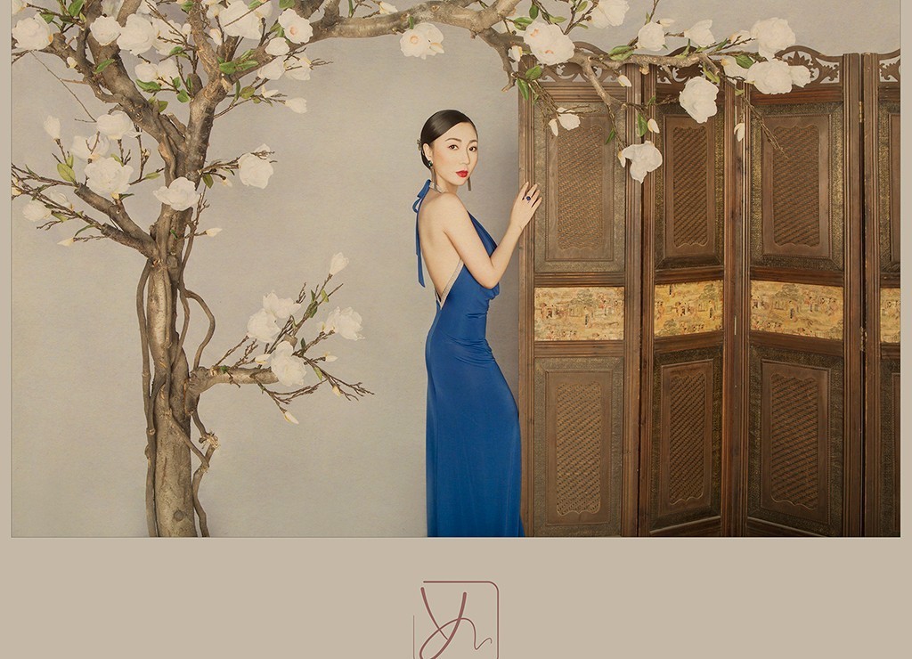 婚纱摄影师常用镜头_摄影师头像(2)