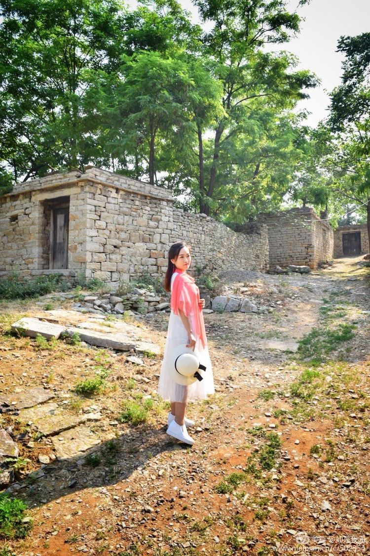 在那遥远的小山村,梦回从前