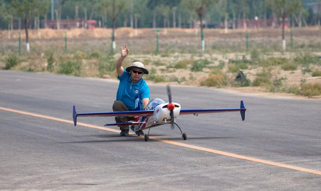 项目重返全运会 北京航空模型队展示集训成果