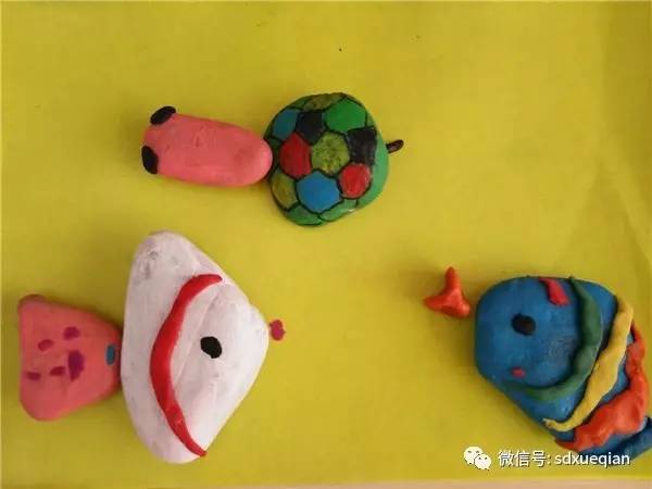潍坊市临朐县实验幼儿园东郡分园 创意石头画
