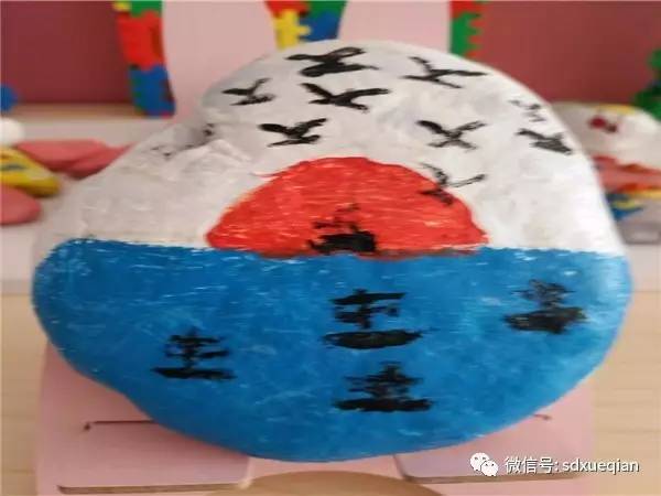 潍坊市临朐县实验幼儿园东郡分园 创意石头画