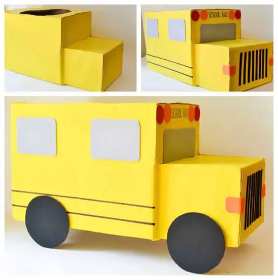 用彩纸包裹纸盒后,把做车厢的大纸盒和做驾驶室的小纸盒粘在一起,再贴