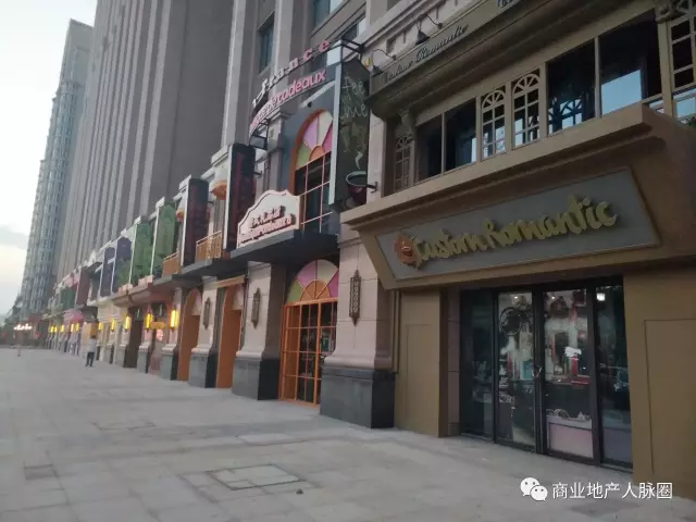 2017-2018外立面店铺形象设计,总有一款适合你?