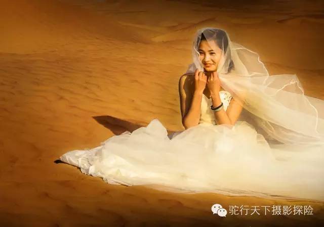 大漠婚纱摄影_大漠风格婚纱(3)