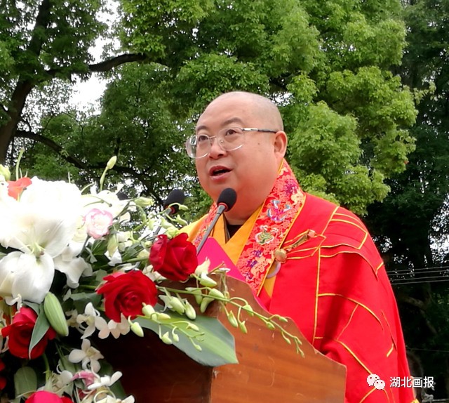 1800年当阳玉泉寺梵音回响,道伟大和尚"升座"拈香说法