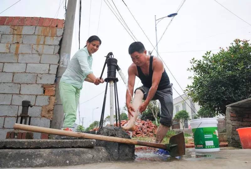 沉什么静什么成语_成语故事图片(3)