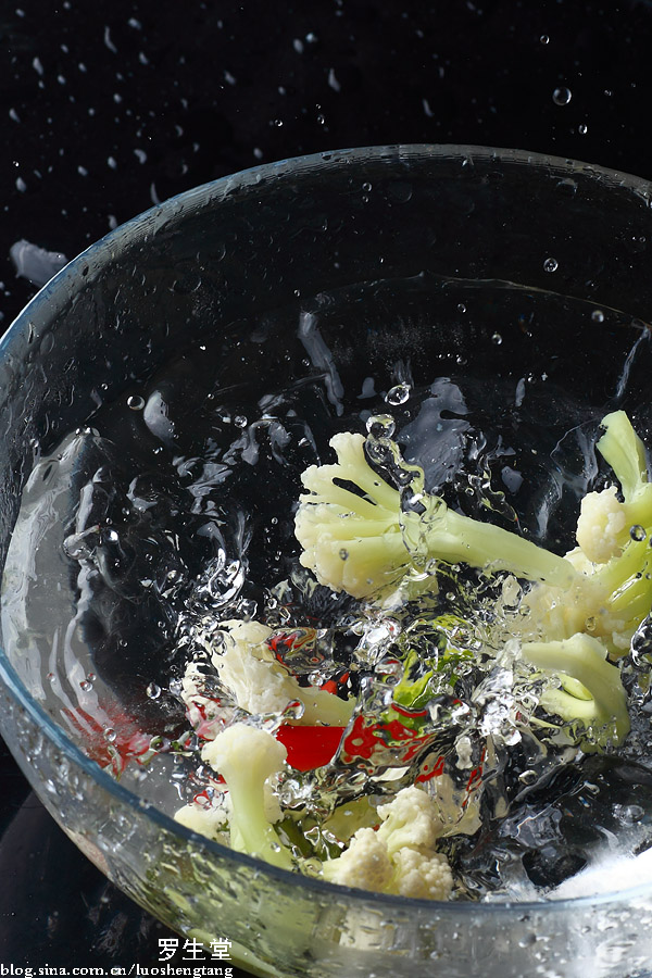 火热夏季来一道冰凉的《椒香菜花》，几个实用技巧