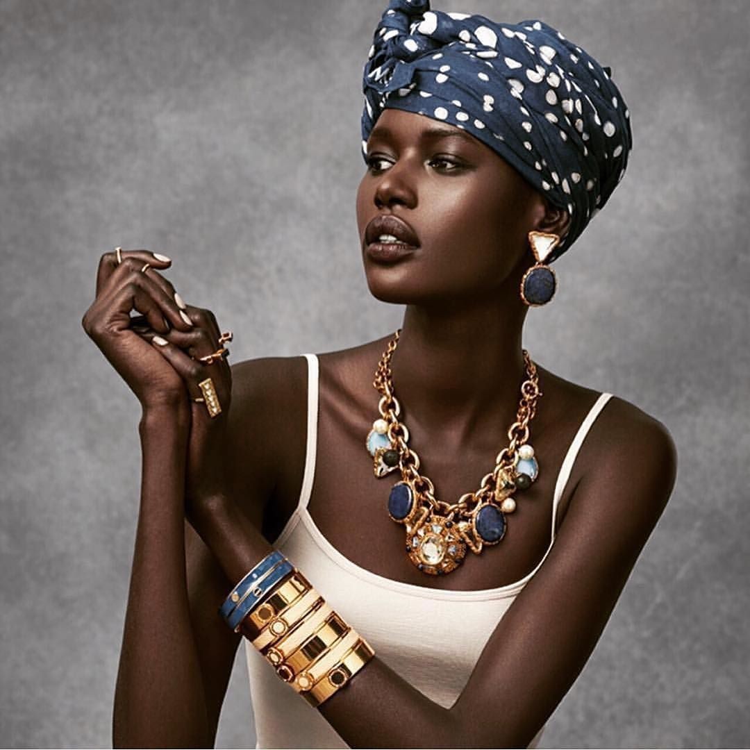 HIGH& Beauty-非洲卷发美女-欧莱凯设计网