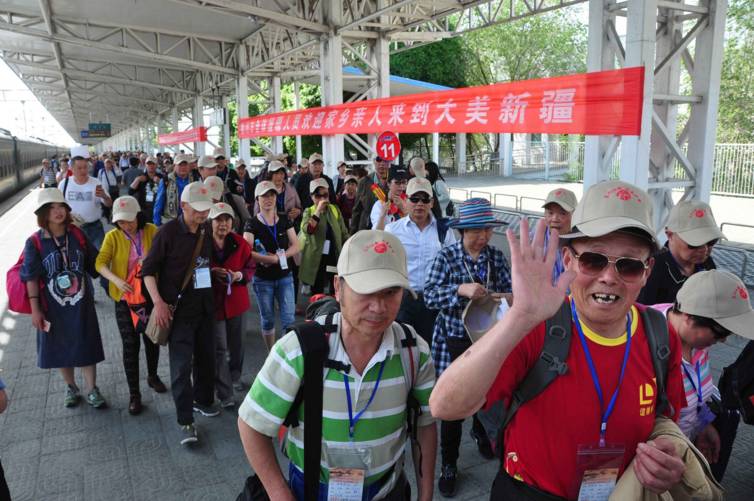 新疆奎屯市有多少人口_去欧洲, 奎屯人直接从家门口飞 不再是梦想(2)