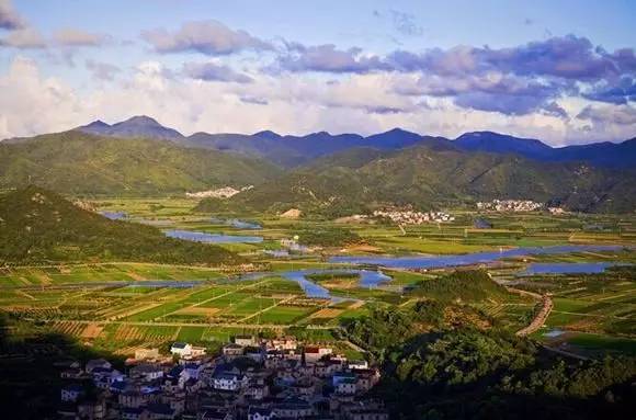 象山县洋岙村