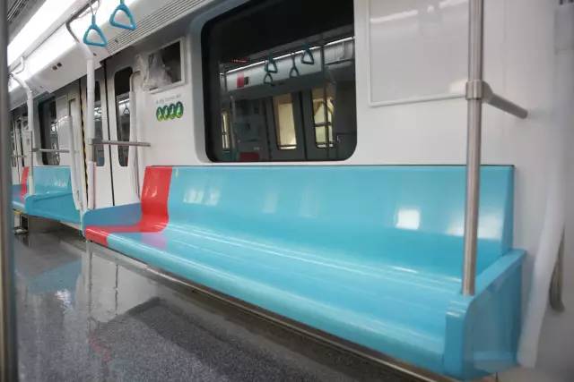 【探营】上海第一条地铁线路即将华丽升级!揭秘高颜值