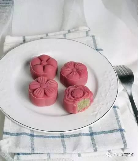优美西点の樱桃桃山皮绿豆馅月饼DIY美腻月饼