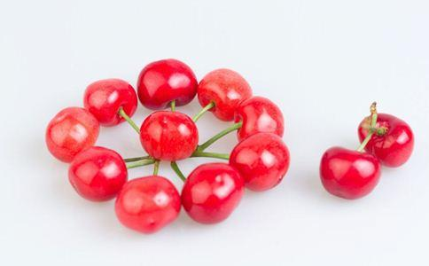 为什么樱桃比别的水果贵？吃樱桃有什么好处？
