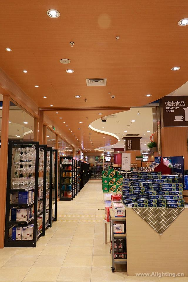 华润万家"v"精品超市(赣州店)光环境设计详解