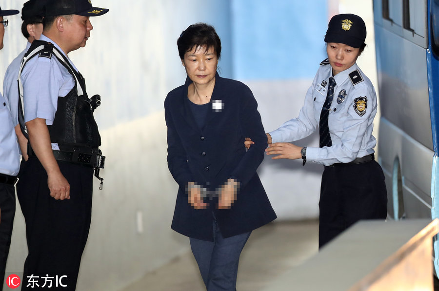 韩国前总统朴槿惠第四次出庭受审 崔顺实到庭