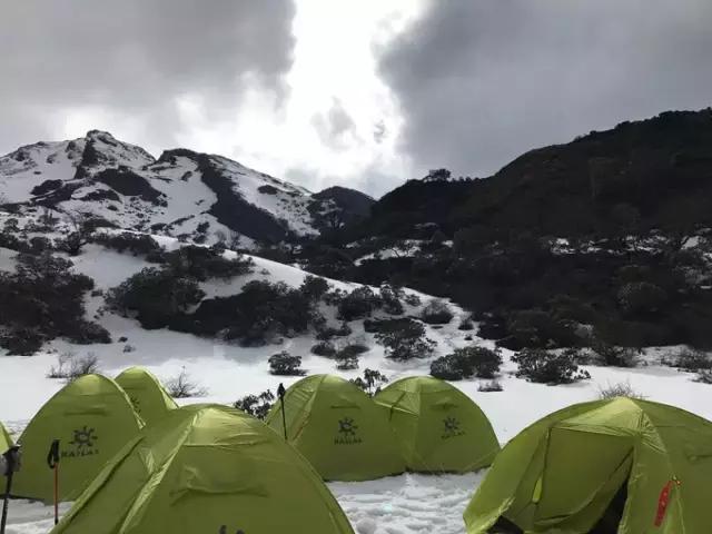 绝美哈巴雪山与泸沽湖的完美碰撞