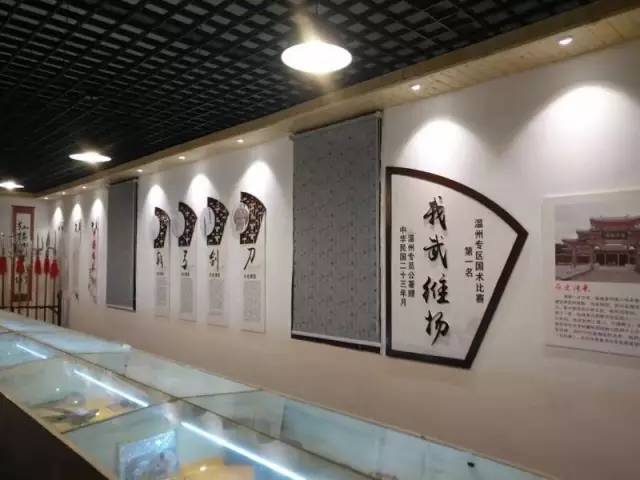 鳌江婚纱店_婚纱店(2)