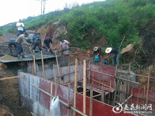 冷水江市有多少人口_湖北宜化的污染蔓延全国各地 来看看你是否中招