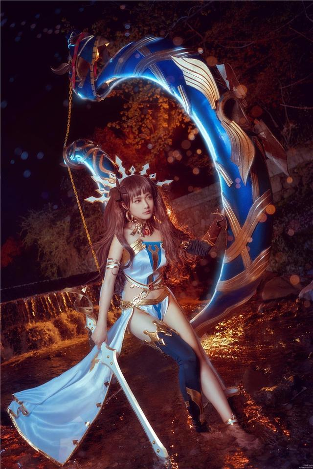 金星女神《fate/grand order》伊什塔尔的cosplay