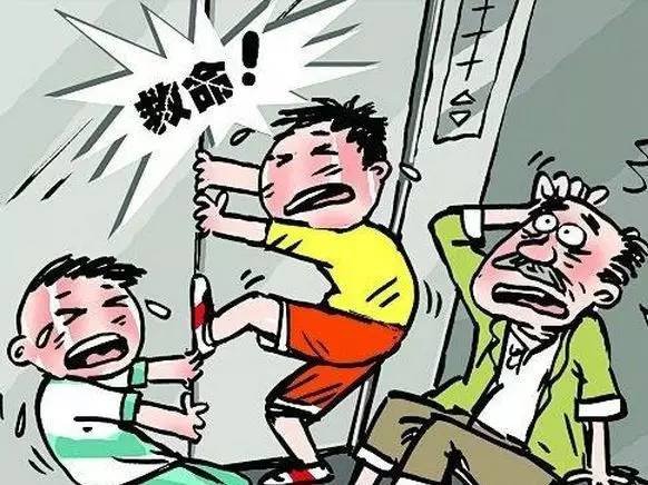南昌一4岁小男孩被电梯夹断胳膊!这些事,请当父母