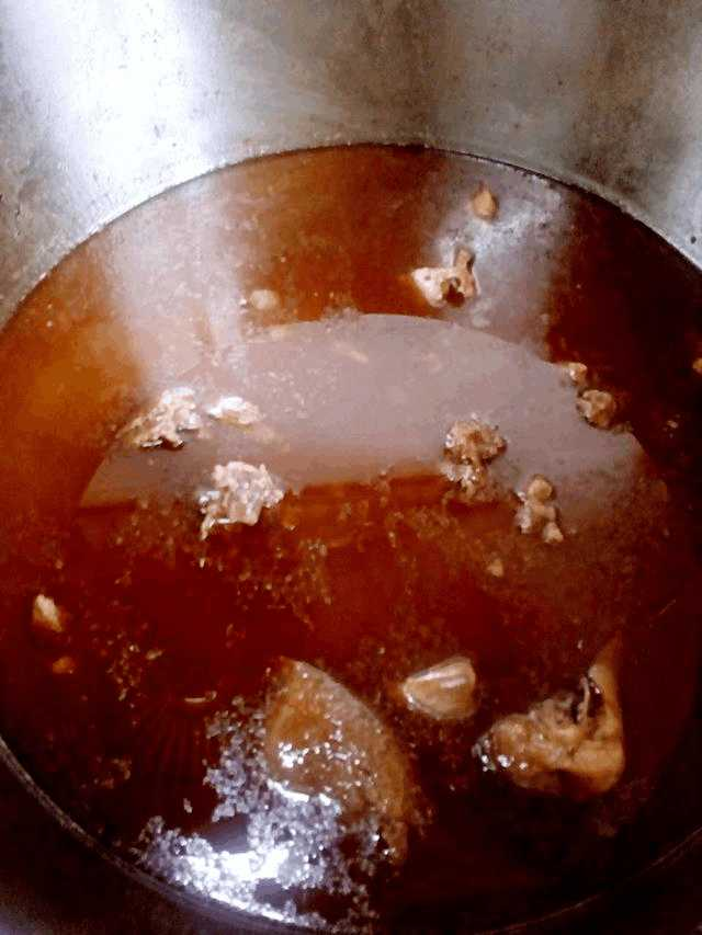 卤菜制作系统教程第五篇:老卤的保管和炒糖色