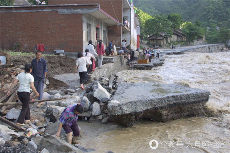 预计未来0-3小时,雁塔区,灞桥区,周至,户县,长安区,临潼区,蓝田,高陵