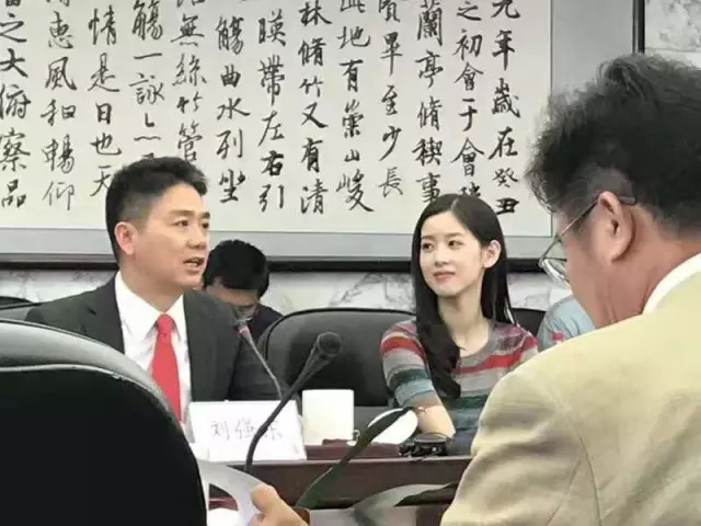 大佬们疯狂回馈母校，刘强东竟比马云多捐2亿元