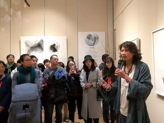 上海星云文教馆美术馆画行者郑泰均当代禅画展