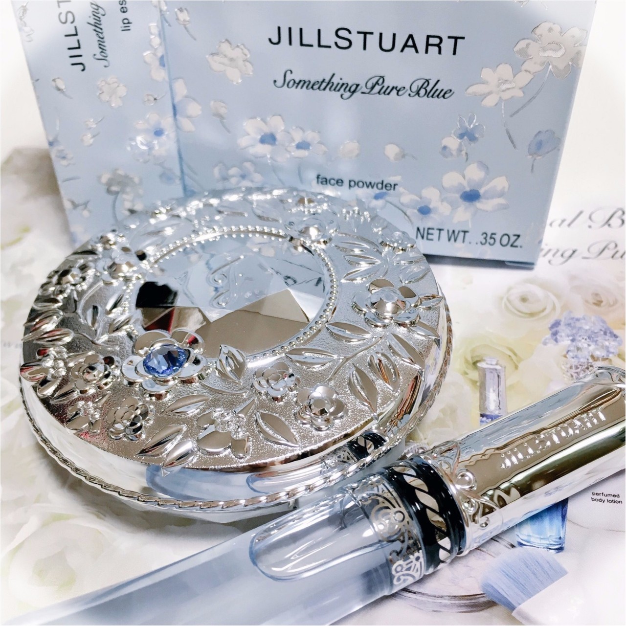 jillstuart something pure blue蜜粉饼