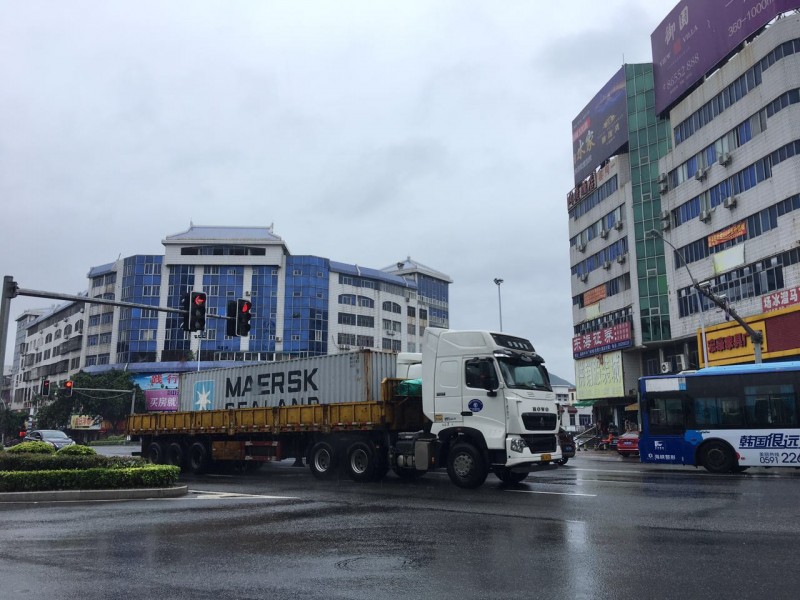 的十条道路,  快收藏~不客气~            此路段通往福清市区,宏路