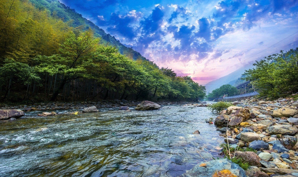 夏天来了黄山香溪漂流正当时