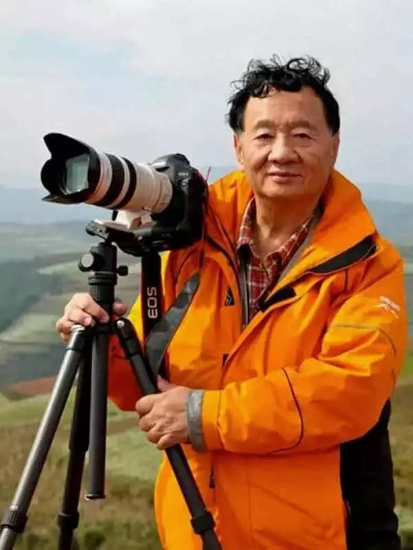 杨元惺(中国艺术摄影学会主席)