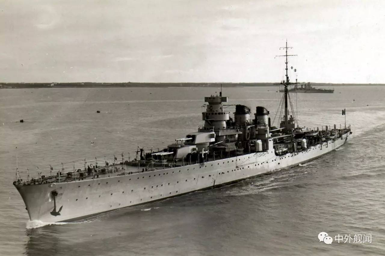 战前的"加里波第"号轻巡,这是一条条约巡洋舰