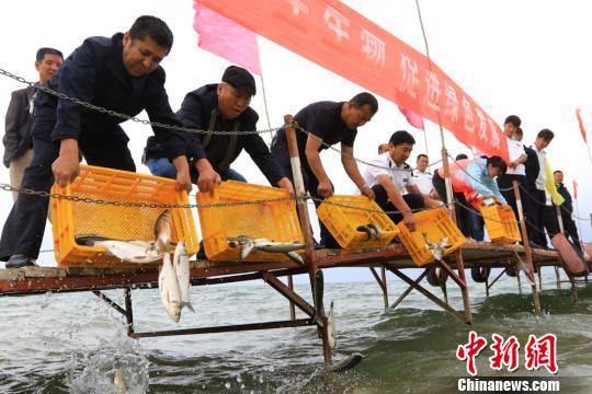 博湖县人口_博湖县第三小学(3)