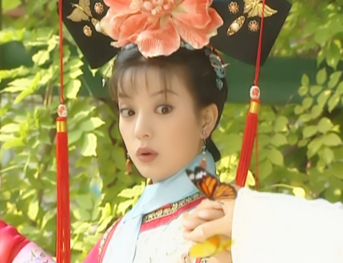 赵薇饰演的小燕子实在是经典啊,再看美丽依旧.