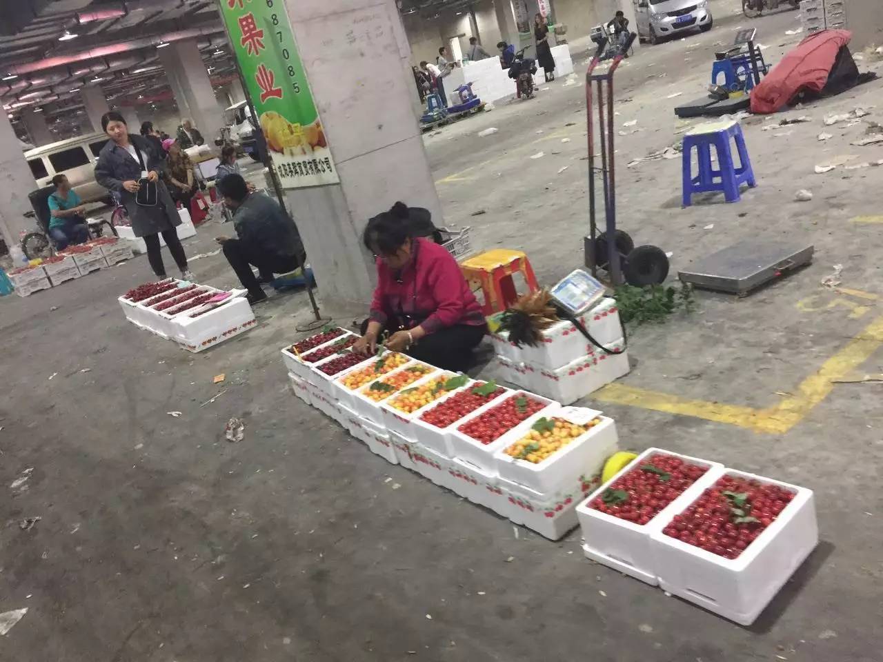 探·城│沈阳八家子——实拍东北最大的果品批发市场。